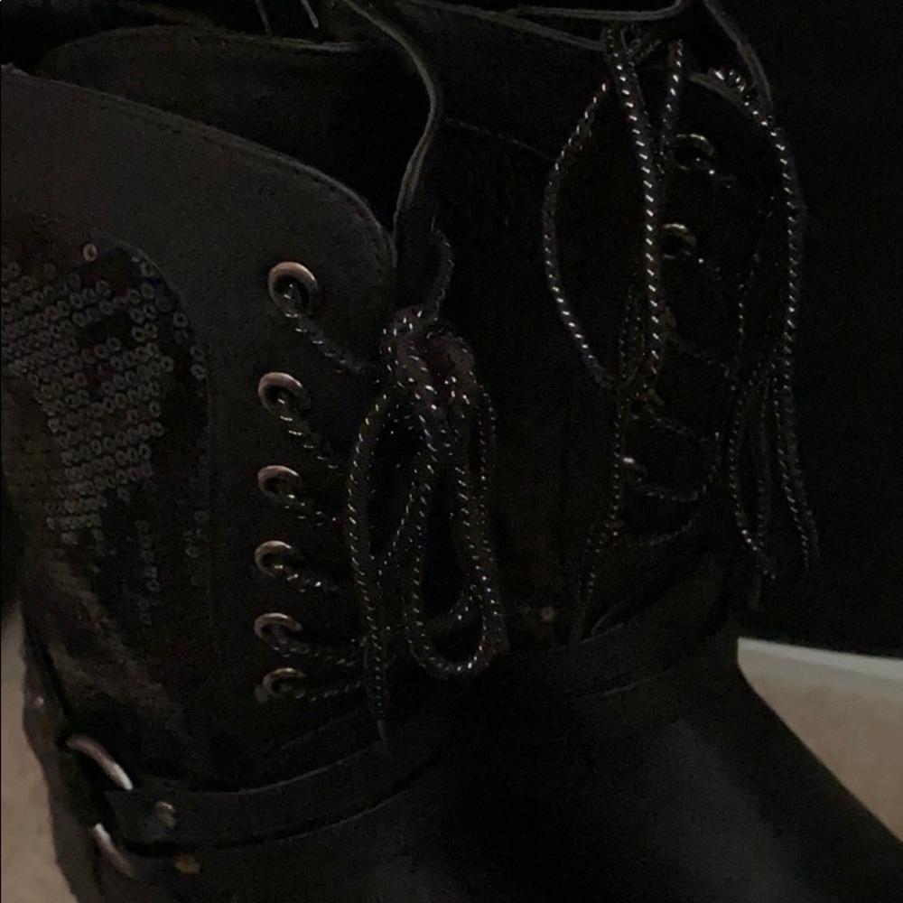 Chic biker moto boots with studs and sequins - Picture 4 of 7